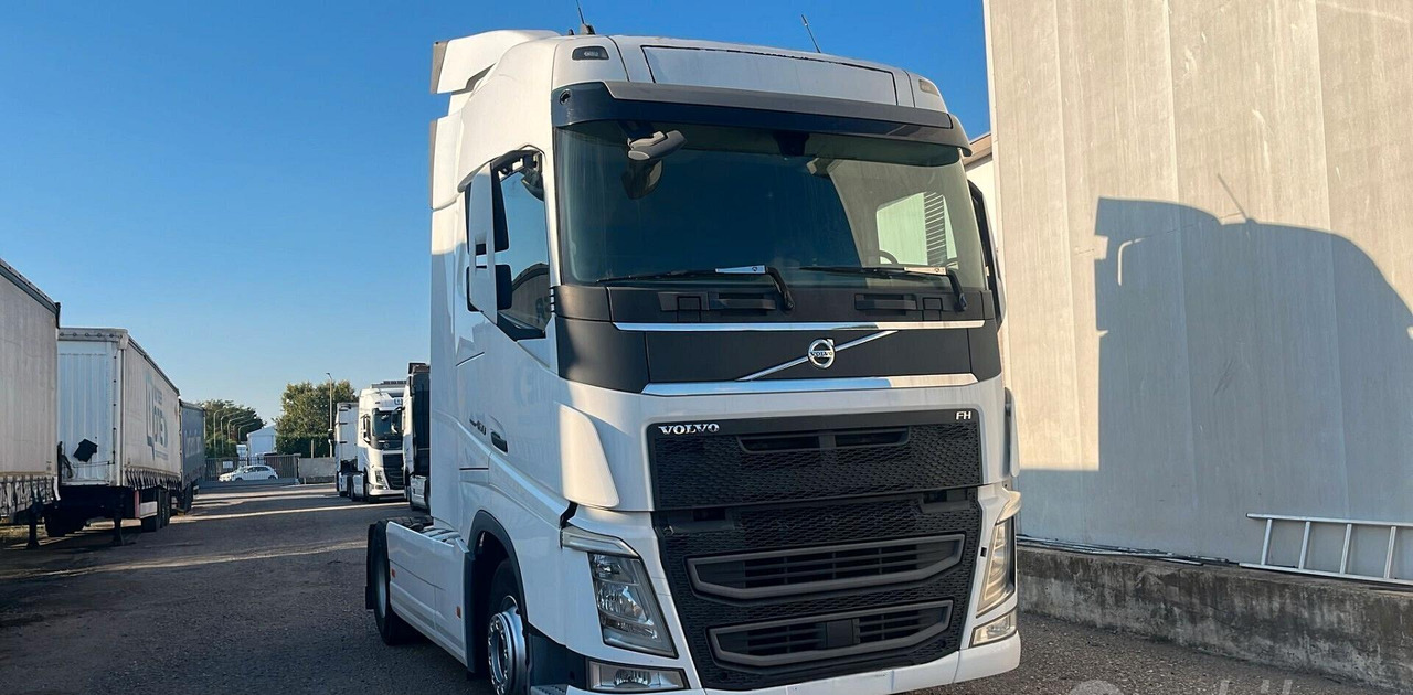 Volvo FH 460 Euro 6 Globetrotter 2018 - Cabeza tractora: foto 1 Volvo FH 460 Euro 6 Globetrotter 2018 - Cabeza tractora: foto 1