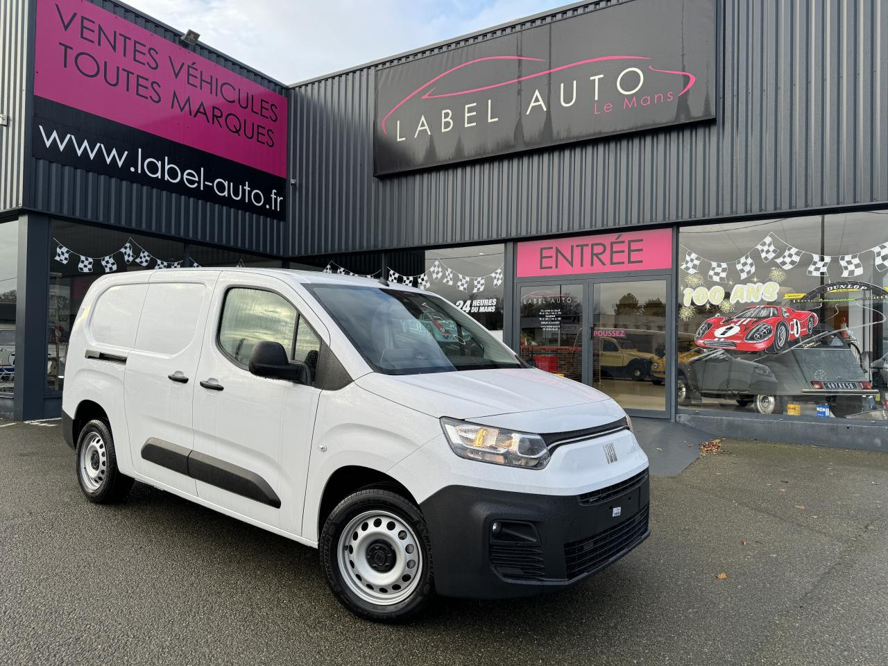FIAT Doblo XL 950KG 1.5 BlueHDi S&S - 130 - BV EAT8 III FOURGON Fourgon XL PHASE 2 - Furgón: foto 1 FIAT Doblo XL 950KG 1.5 BlueHDi S&S - 130 - BV EAT8 III FOURGON Fourgon XL PHASE 2 - Furgón: foto 1