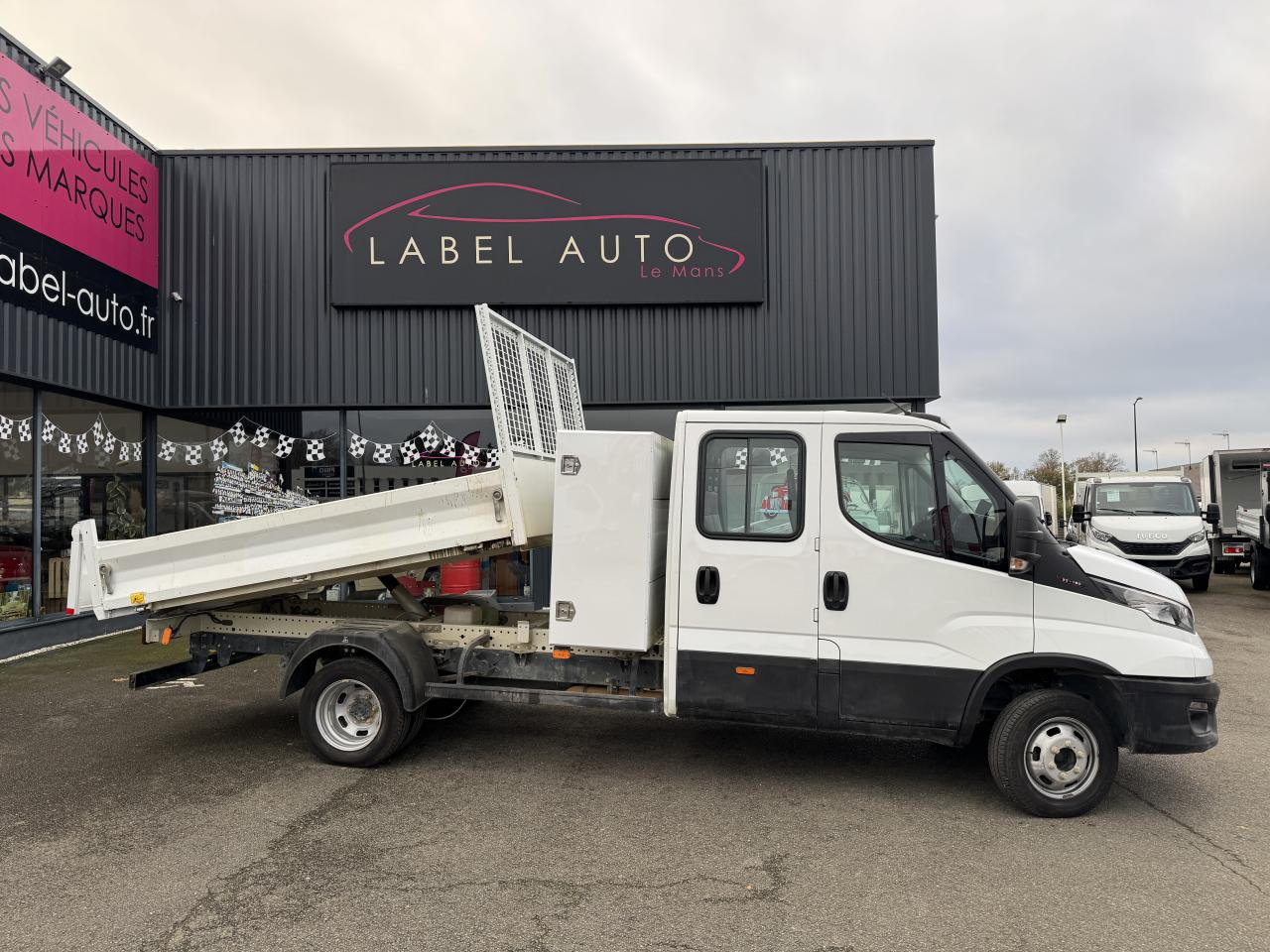 IVECO Daily 35 C 16 D S&S (Quad-Leaf) CHASSIS DOUBLE CABINE 2014 35C/35S CHASSIS CABINE DOUBLE Chassi - Volquete furgoneta, Furgoneta combi: foto 1 IVECO Daily 35 C 16 D S&S (Quad-Leaf) CHASSIS DOUBLE CABINE 2014 35C/35S CHASSIS CABINE DOUBLE Chassi - Volquete furgoneta, Furgoneta combi: foto 1