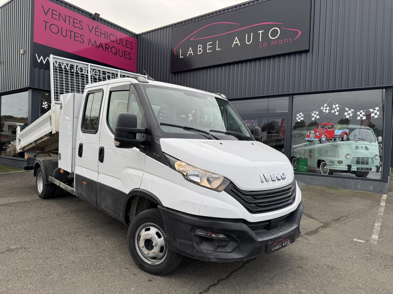 IVECO Daily 35 C 16 D S&S (Quad-Leaf) CHASSIS DOUBLE CABINE 2014 35C/35S CHASSIS CABINE DOUBLE Chassi - Volquete furgoneta, Furgoneta combi: foto 2 IVECO Daily 35 C 16 D S&S (Quad-Leaf) CHASSIS DOUBLE CABINE 2014 35C/35S CHASSIS CABINE DOUBLE Chassi - Volquete furgoneta, Furgoneta combi: foto 2