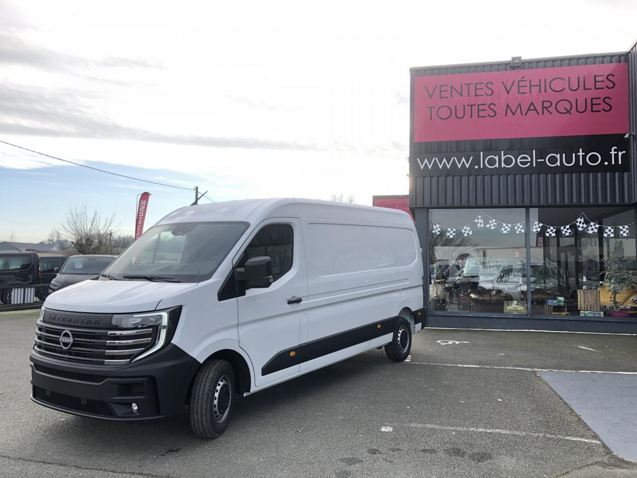 Nissan Interstar L3H2 3T5 2.0 DCI 150CH EURO6E N-CONNECTA GARANTIE 5 ANS ! - Furgón: foto 5 Nissan Interstar L3H2 3T5 2.0 DCI 150CH EURO6E N-CONNECTA GARANTIE 5 ANS ! - Furgón: foto 5