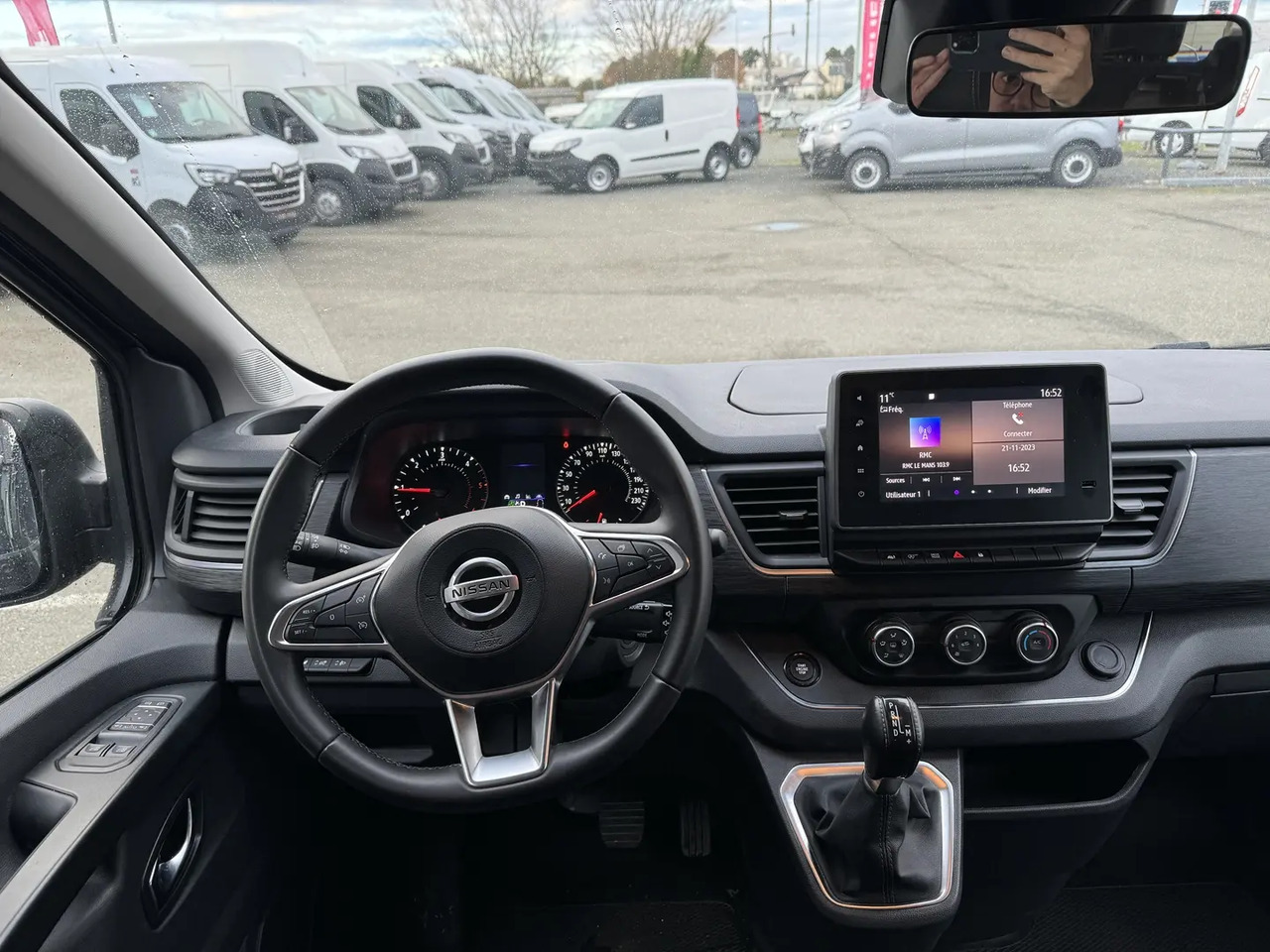 Nissan Primastar Avantour L2H1 3T0 2.0 DCI 150CH S/S TEKNA - Minibús, Furgoneta de pasajeros: foto 4 Nissan Primastar Avantour L2H1 3T0 2.0 DCI 150CH S/S TEKNA - Minibús, Furgoneta de pasajeros: foto 4