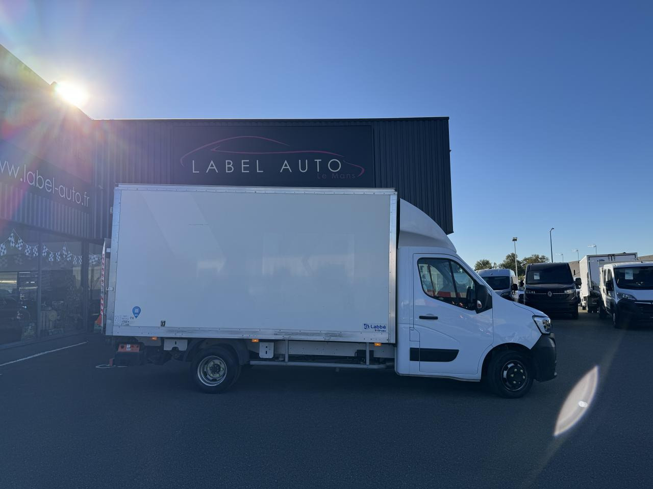 RENAULT Master Confort R3500 L2 2.3 dCi - 130 III CHASSIS CABINE Châssis Cabine L2 Propulsion PHASE 3 - Furgoneta caja cerrada: foto 1 RENAULT Master Confort R3500 L2 2.3 dCi - 130 III CHASSIS CABINE Châssis Cabine L2 Propulsion PHASE 3 - Furgoneta caja cerrada: foto 1
