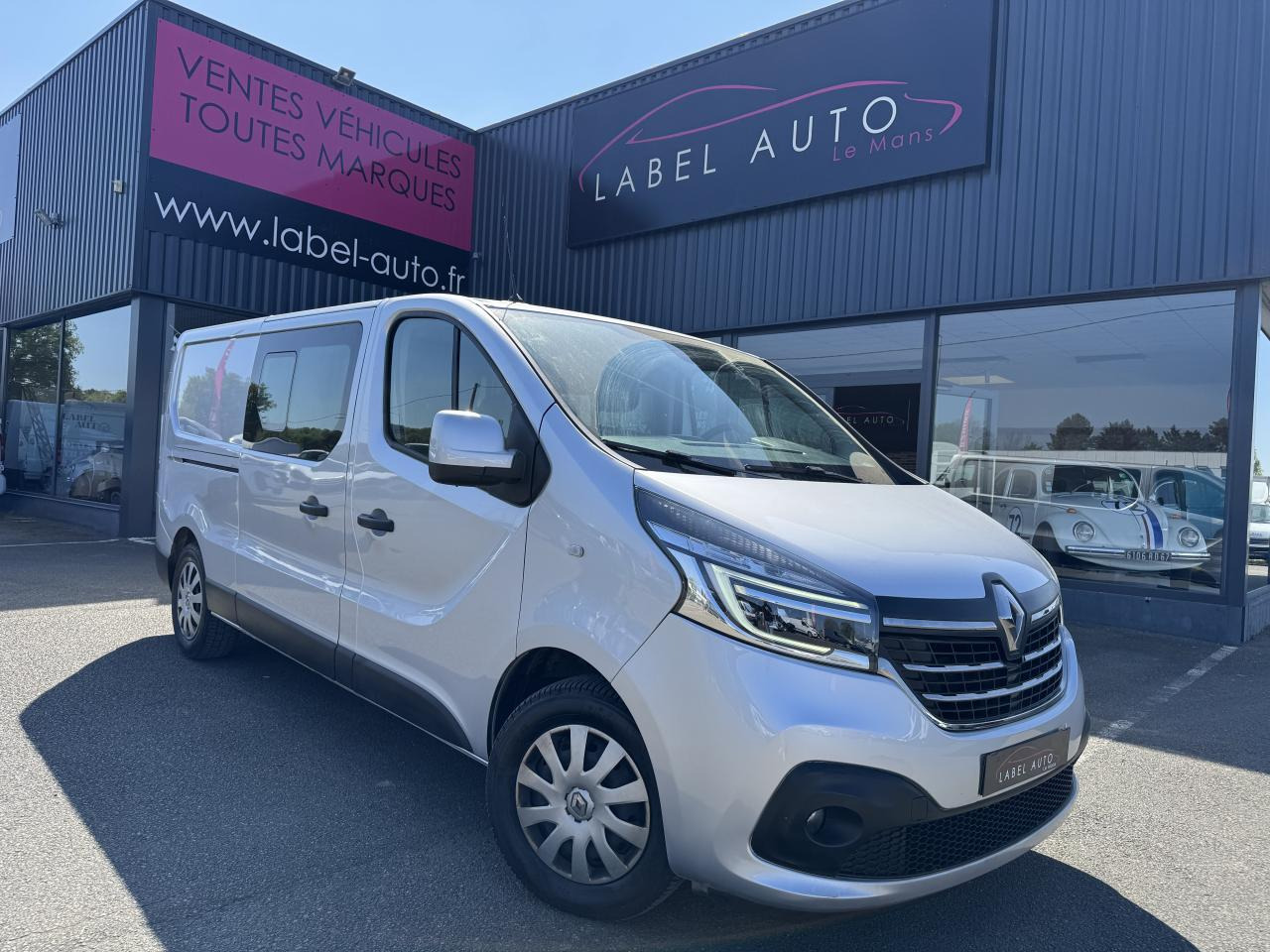 RENAULT trafic L2H1 2.0 DCI 145CH CABINE APPROFONDIE 6 PLACES CONFORT EDC - Furgón: foto 2 RENAULT trafic L2H1 2.0 DCI 145CH CABINE APPROFONDIE 6 PLACES CONFORT EDC - Furgón: foto 2