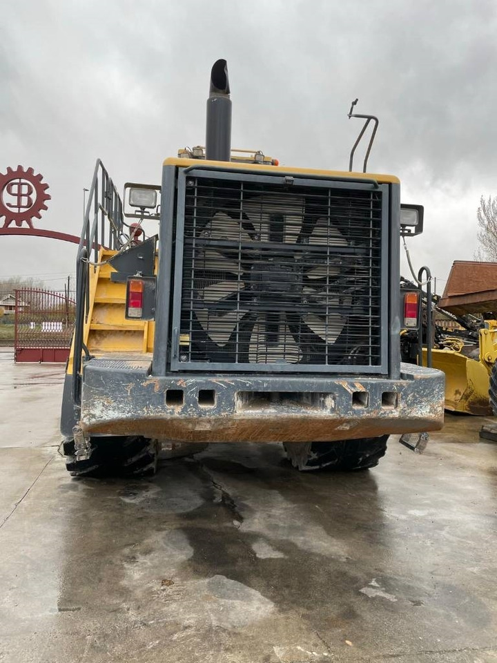 Leasing de Komatsu WA 600-6  Komatsu WA 600-6: foto 18