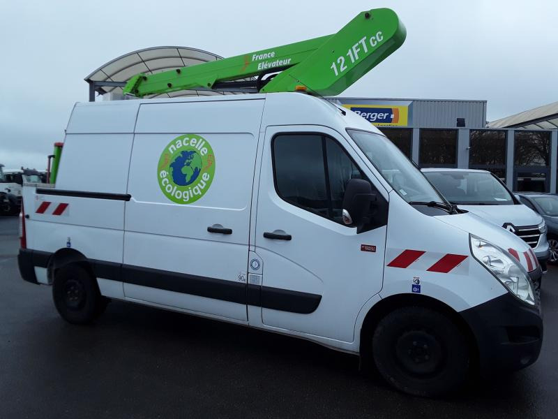 MASTER NACELLE TRONQUE - Camión con plataforma elevadora: foto 1 MASTER NACELLE TRONQUE - Camión con plataforma elevadora: foto 1