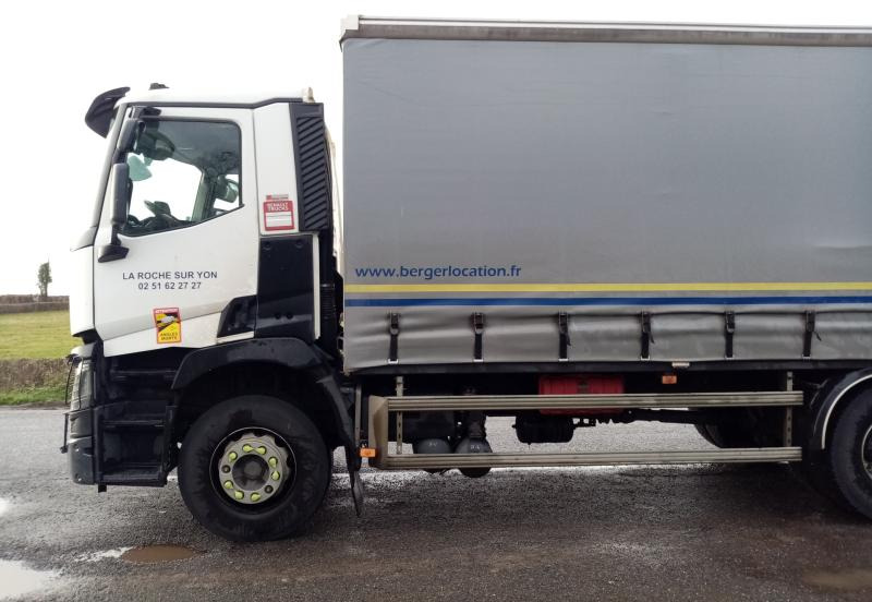 RENAULT C 42M3 380 CV RIDEAUX 6x2 - Camión lona: foto 4 RENAULT C 42M3 380 CV RIDEAUX 6x2 - Camión lona: foto 4