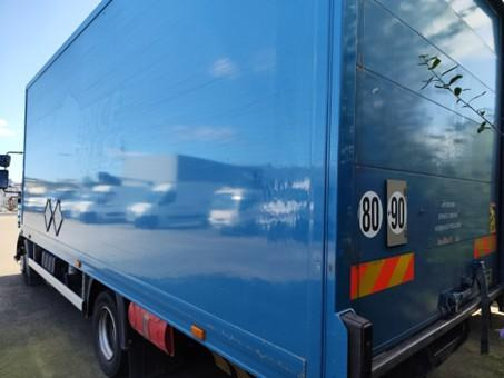 Renault D 7.5 LOW P4x2 210E6 Fourgon Polyfond avec hayon Repliable - Camión caja cerrada: foto 3 Renault D 7.5 LOW P4x2 210E6 Fourgon Polyfond avec hayon Repliable - Camión caja cerrada: foto 3