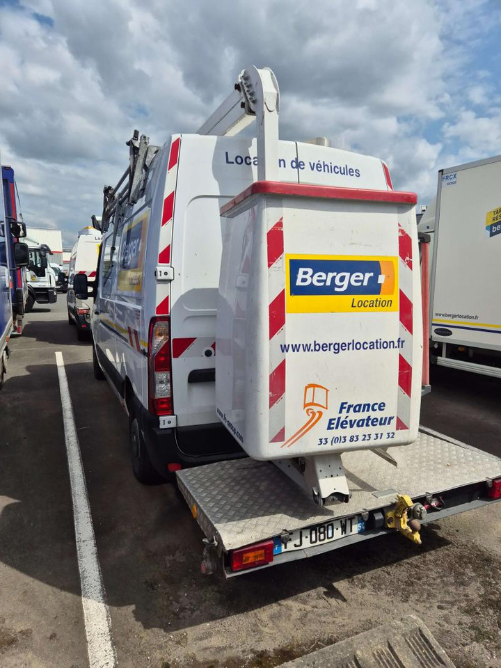 Renault Master 130.35 Fourgon L2H2 Nacelle France Elévateur 121 FT 12m - Camión con plataforma elevadora: foto 2 Renault Master 130.35 Fourgon L2H2 Nacelle France Elévateur 121 FT 12m - Camión con plataforma elevadora: foto 2