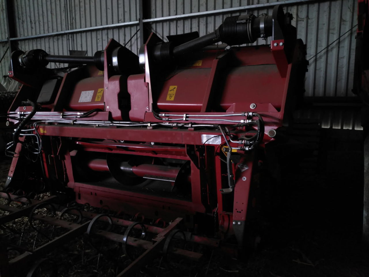 Case IH HEADER 856 - Cabezal de maíz: foto 4 Case IH HEADER 856 - Cabezal de maíz: foto 4