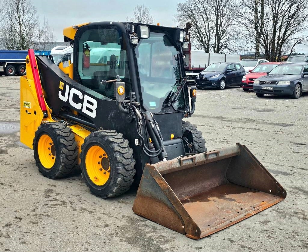 JCB 155 - Minicargadora: foto 2 JCB 155 - Minicargadora: foto 2