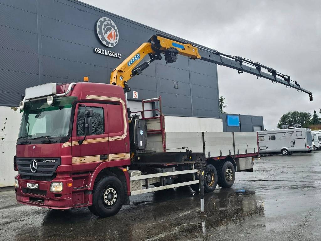 Mercedes-Benz Actros 2544  - Camión grúa: foto 1 Mercedes-Benz Actros 2544  - Camión grúa: foto 1