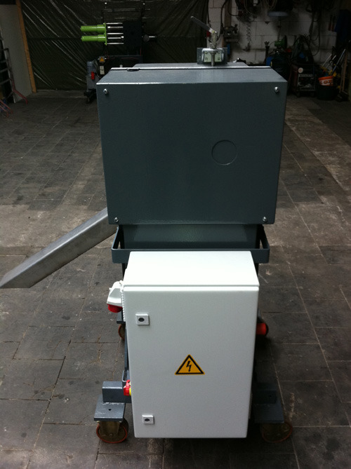 Stranggranulator SGS-100 - Máquina herramienta: foto 3 Stranggranulator SGS-100 - Máquina herramienta: foto 3