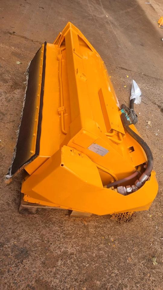 Gilbers Mulchkopf Mähkopf H12D Mähkorb Mulchmäher für Auslegemäher Böschungsmulcher Böschungsmäher Seitenmulcher Mähausleger Mulag Dücker - Desbrozadora de martillos/ Trituradora: foto 4 Gilbers Mulchkopf Mähkopf H12D Mähkorb Mulchmäher für Auslegemäher Böschungsmulcher Böschungsmäher Seitenmulcher Mähausleger Mulag Dücker - Desbrozadora de martillos/ Trituradora: foto 4