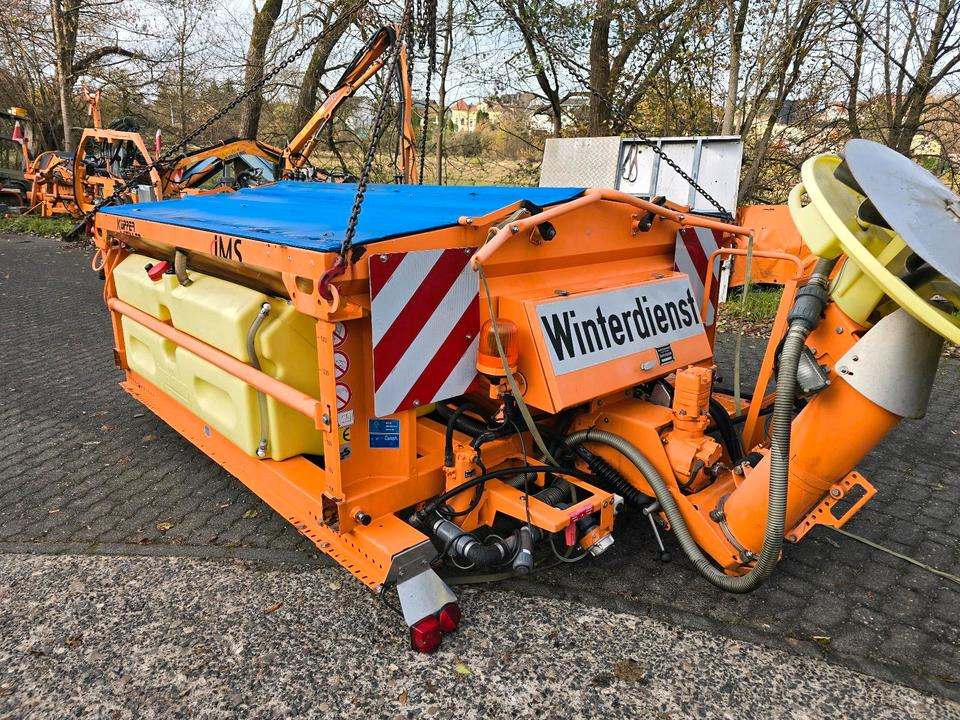 Küpper-Weisser IMSSN 2,7m3 F2527HFS IMSSF Salzstreuer Winterdienst Streuautomat Streusilo Solestreuer passend für UNIMOG 405/10 405/12 UGE UGN U300 400 500 530 430 318 423 - Esparcidor de sal: foto 2 Küpper-Weisser IMSSN 2,7m3 F2527HFS IMSSF Salzstreuer Winterdienst Streuautomat Streusilo Solestreuer passend für UNIMOG 405/10 405/12 UGE UGN U300 400 500 530 430 318 423 - Esparcidor de sal: foto 2