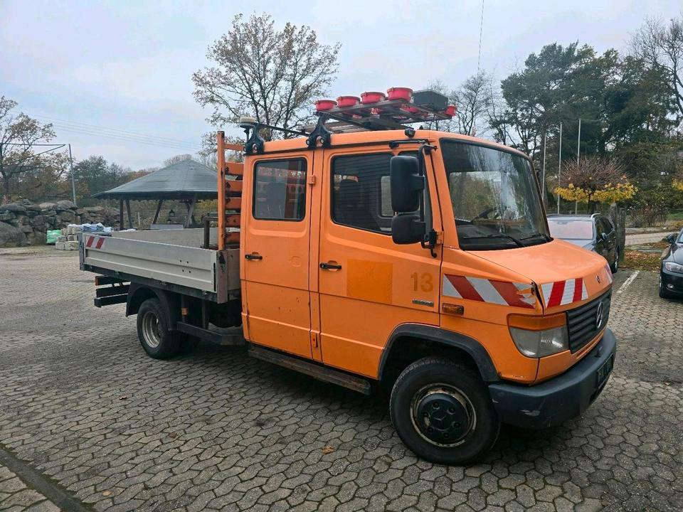 Mercedes-Benz Vario 613D Bluetec 5 Pritsche Doka LKW - Caja abierta furgoneta, Furgoneta combi: foto 1 Mercedes-Benz Vario 613D Bluetec 5 Pritsche Doka LKW - Caja abierta furgoneta, Furgoneta combi: foto 1