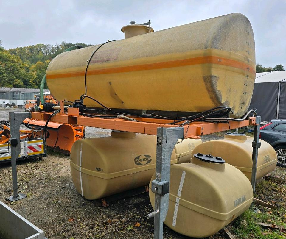 Mulag 5000FL 5m3 Wassertank Speidel Wasserfass für Unimog UGE UGN 405 U300 400 500 427 430 LKW Boschung wassertank Laugentank Bewässerung 5000liter LKW - Contenedor cisterna: foto 3 Mulag 5000FL 5m3 Wassertank Speidel Wasserfass für Unimog UGE UGN 405 U300 400 500 427 430 LKW Boschung wassertank Laugentank Bewässerung 5000liter LKW - Contenedor cisterna: foto 3