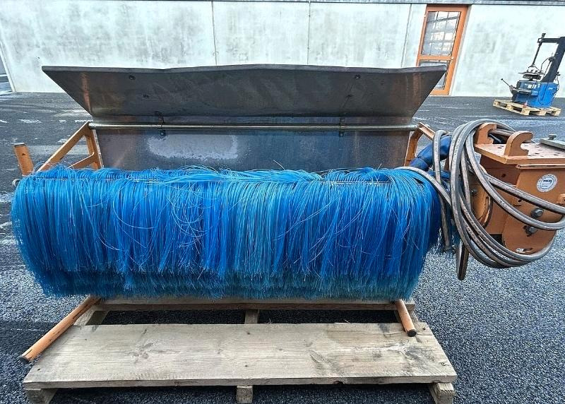 Mulag FWB 1600 Fläschenwaschbürste Tunnelwaschbürste Mähausleger Böschungsmäher Böschungsmulcher FME MKM FMK Dücker DUA UNA 500 600 700 MHU 800 - Barredora cucharón: foto 1 Mulag FWB 1600 Fläschenwaschbürste Tunnelwaschbürste Mähausleger Böschungsmäher Böschungsmulcher FME MKM FMK Dücker DUA UNA 500 600 700 MHU 800 - Barredora cucharón: foto 1