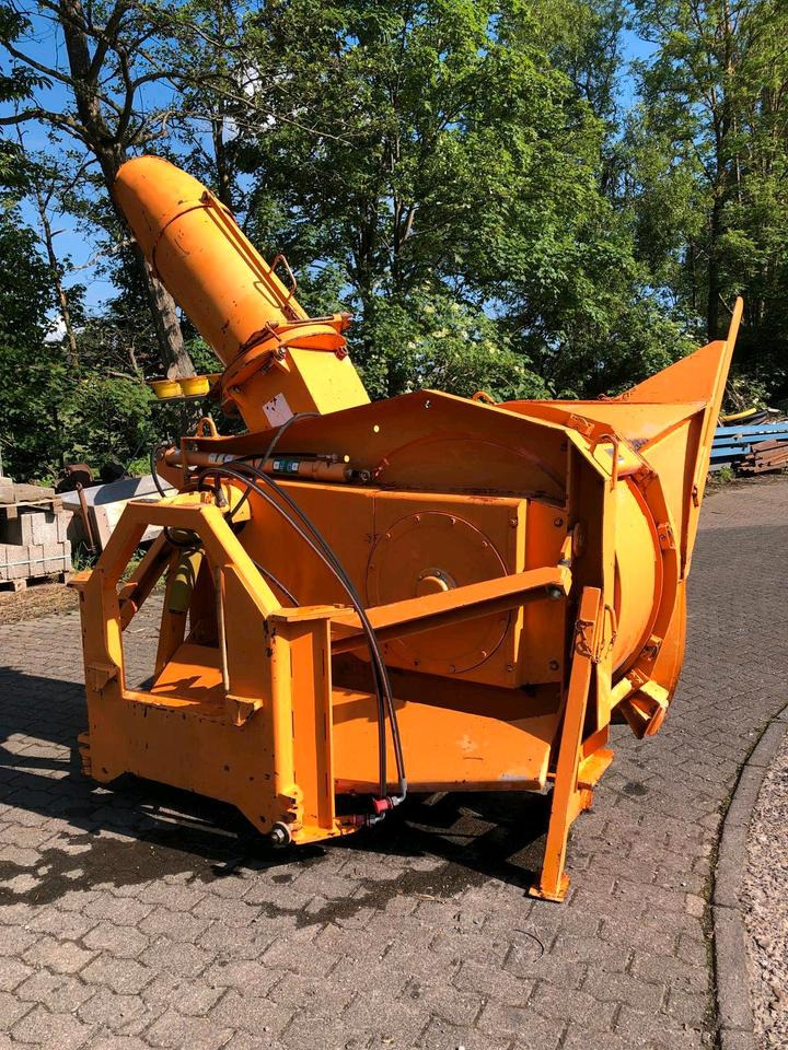 Schneeschleuder Beilhack HS 135 S Schneefräse Anbau- Schneeschleuder für Unimog 405 U300 U 400 500 405 423 430 530 318 527 427 327 - Soplador de nieve: foto 2 Schneeschleuder Beilhack HS 135 S Schneefräse Anbau- Schneeschleuder für Unimog 405 U300 U 400 500 405 423 430 530 318 527 427 327 - Soplador de nieve: foto 2