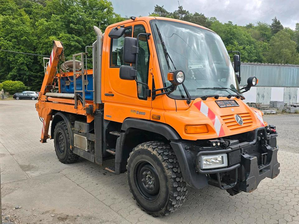 Unimog 405/10 U300 Bluetec 5 Mercedes-Benz U 300 UGE UGN mit Jotha Absetzkipper combi con 4518 Absetzer - Máquina quitanieve: foto 1 Unimog 405/10 U300 Bluetec 5 Mercedes-Benz U 300 UGE UGN mit Jotha Absetzkipper combi con 4518 Absetzer - Máquina quitanieve: foto 1
