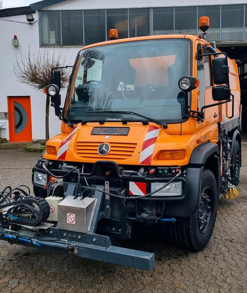 Unimog Kehrmaschine U400 405 Mercedes-Benz Hydrostat Wechsellenkung Variopilot - Barredora vial: foto 3 Unimog Kehrmaschine U400 405 Mercedes-Benz Hydrostat Wechsellenkung Variopilot - Barredora vial: foto 3