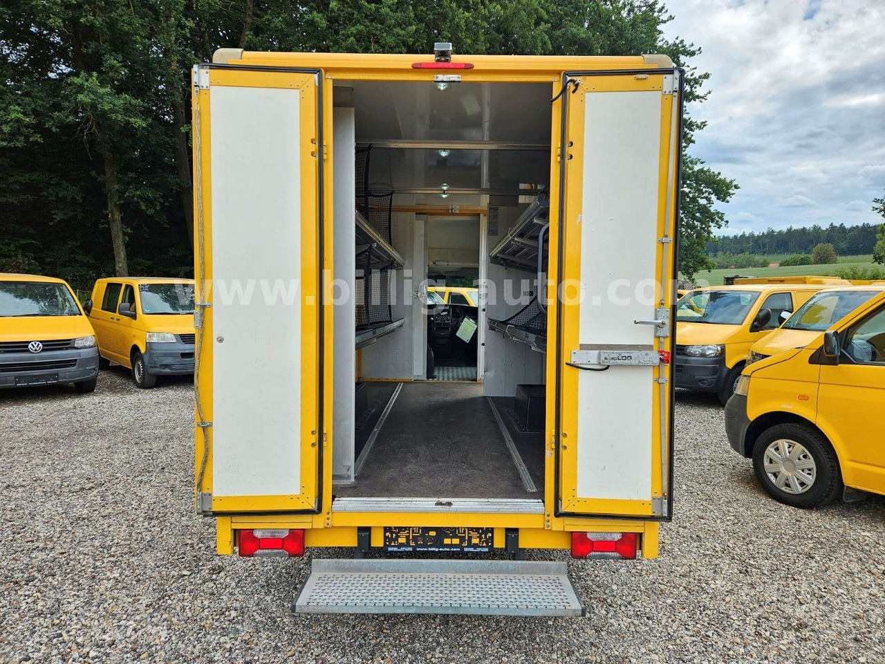 Iveco Daily Koffer Postkoffer Euro 5 Facelift Camper - Furgoneta: foto 5 Iveco Daily Koffer Postkoffer Euro 5 Facelift Camper - Furgoneta: foto 5