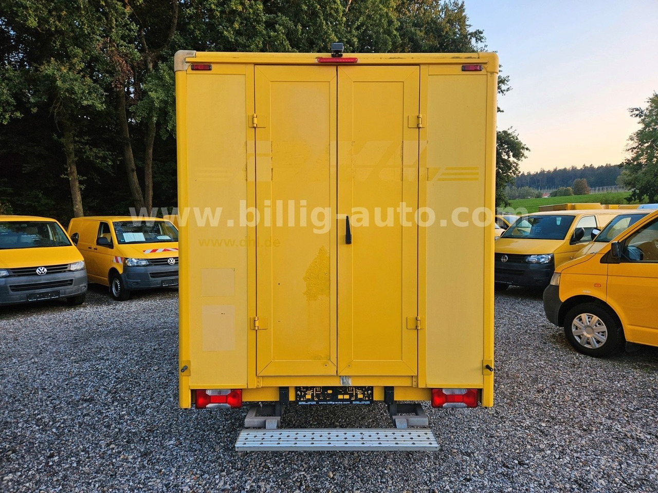 Iveco Daily Koffer Kasten Integralkoffer Automatik - Furgoneta caja cerrada: foto 4 Iveco Daily Koffer Kasten Integralkoffer Automatik - Furgoneta caja cerrada: foto 4