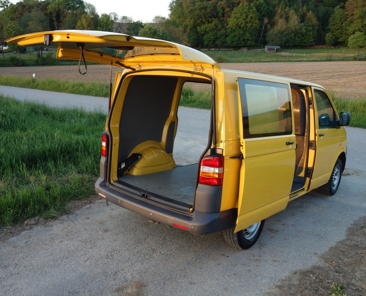Volkswagen T5 1.9 TDI Transporter 2xSchiebetüre 1.Hand - Furgoneta de pasajeros: foto 5 Volkswagen T5 1.9 TDI Transporter 2xSchiebetüre 1.Hand - Furgoneta de pasajeros: foto 5