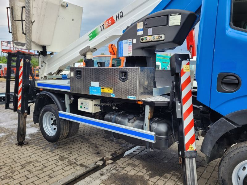 Camión con plataforma elevadora Nissan Nissan Cabstar NT400 podnośnik koszowy 17 m Comet 17/2/7 (8,5) HQ: foto 8