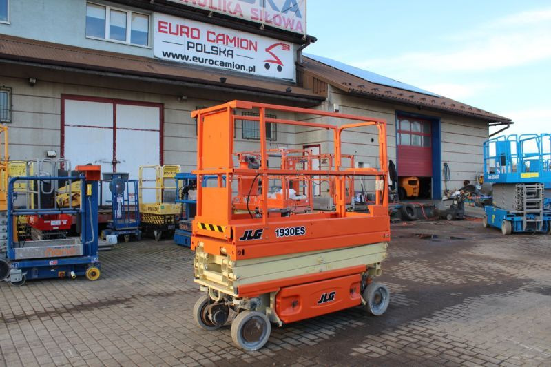 Podnośnik nożycowy elektryczny 8 m JLG 1930 ES - Plataforma de tijeras: foto 1 Podnośnik nożycowy elektryczny 8 m JLG 1930 ES - Plataforma de tijeras: foto 1