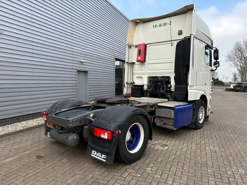 DAF XF 460 4x2 / APK - TUV JANUARI 2026 / HOLLAND TRUCK / ADR KLASSE I II III / 2 BEDS / - Cabeza tractora: foto 4 DAF XF 460 4x2 / APK - TUV JANUARI 2026 / HOLLAND TRUCK / ADR KLASSE I II III / 2 BEDS / - Cabeza tractora: foto 4