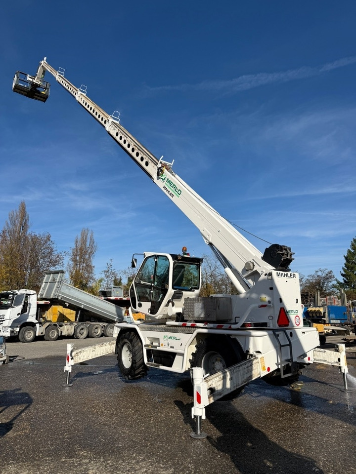 Merlo Roto 40.25 MCSS - Manipulador telescópico: foto 3 Merlo Roto 40.25 MCSS - Manipulador telescópico: foto 3