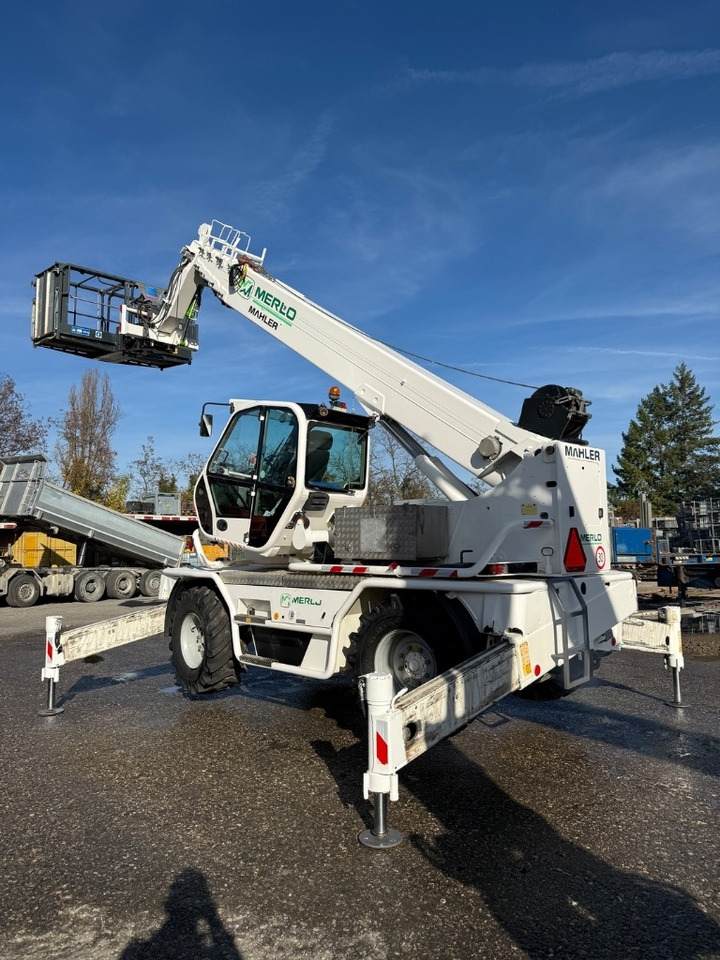Merlo Roto 40.25 MCSS - Manipulador telescópico: foto 4 Merlo Roto 40.25 MCSS - Manipulador telescópico: foto 4