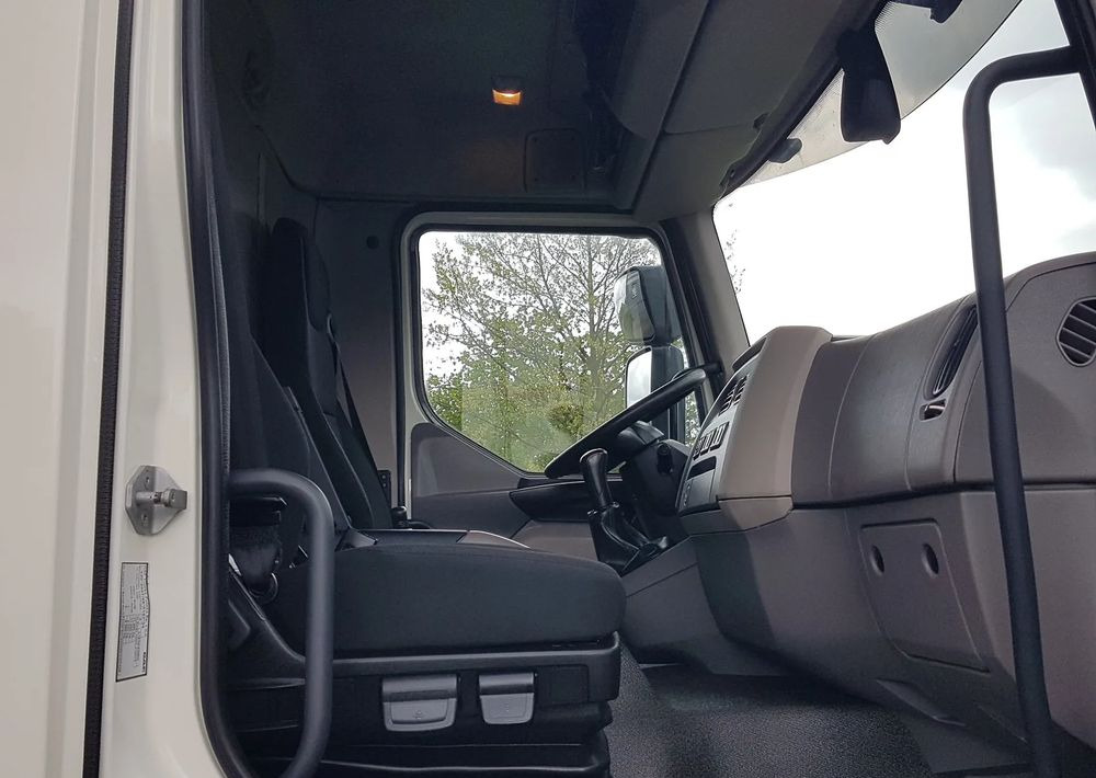 Camión frigorífico DAF 12T LF 210 WINDA CHŁODNIA 14EP 5,79x2,48x2,29 KLIMA AGREGAT: foto 19