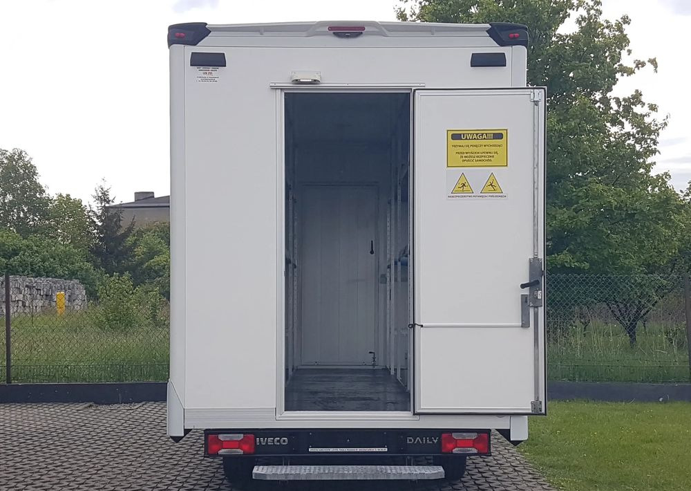 Iveco DAILY KONTENER NISKOPODŁOGOWY 4,43x2,23x2,42 SKLEP BAR FOODTRUCK KAMPER KLIMA - Furgoneta caja cerrada: foto 5 Iveco DAILY KONTENER NISKOPODŁOGOWY 4,43x2,23x2,42 SKLEP BAR FOODTRUCK KAMPER KLIMA - Furgoneta caja cerrada: foto 5