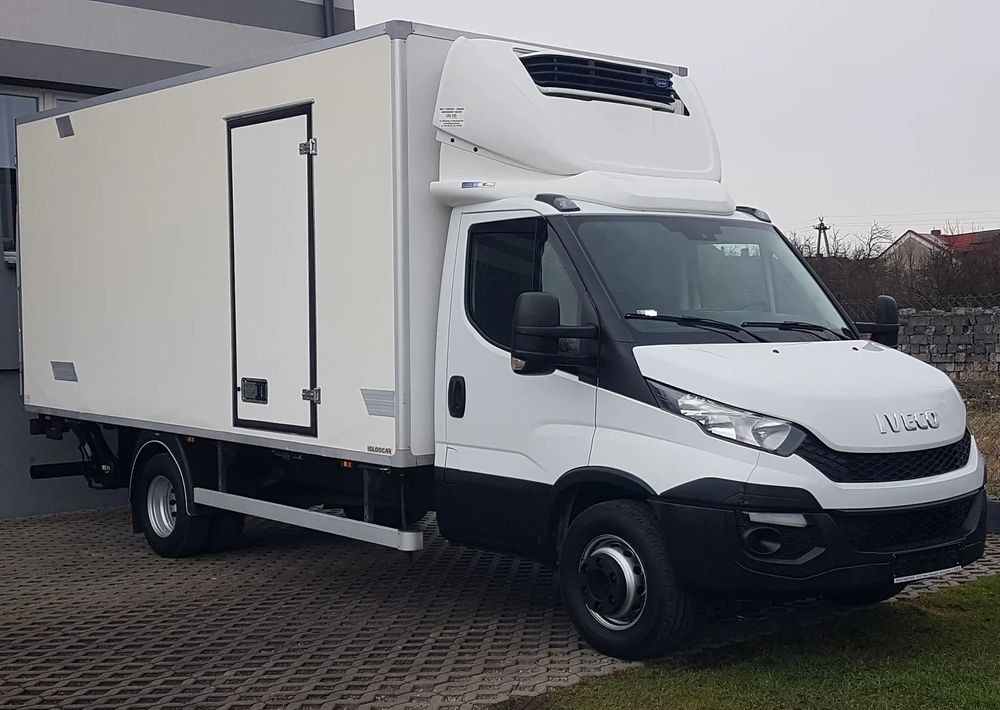 Iveco Daily 70-170 WINDA CHŁODNIA 10EP AGREGAT IZOTERMA - Camión frigorífico: foto 1 Iveco Daily 70-170 WINDA CHŁODNIA 10EP AGREGAT IZOTERMA - Camión frigorífico: foto 1