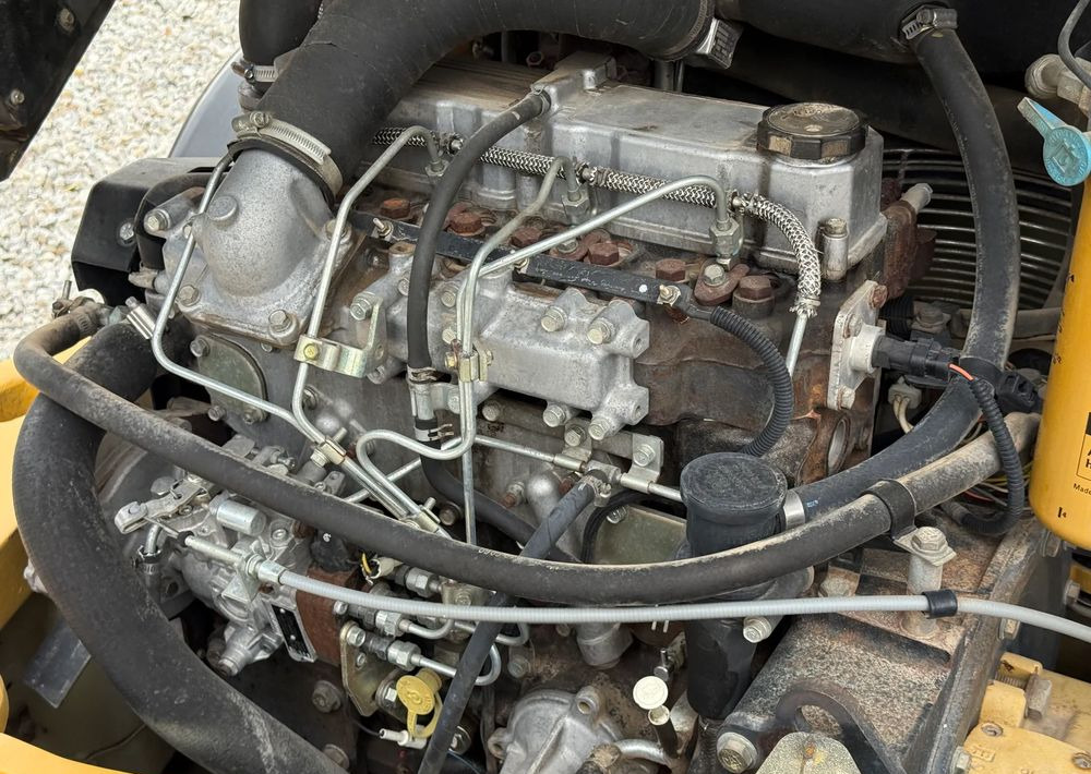 Cargadora de ruedas Caterpillar * CAT 907 H * Ładowarka * Sprowadzona * Bardzo Dobry Stan: foto 11 Cargadora de ruedas Caterpillar * CAT 907 H * Ładowarka * Sprowadzona * Bardzo Dobry Stan: foto 11