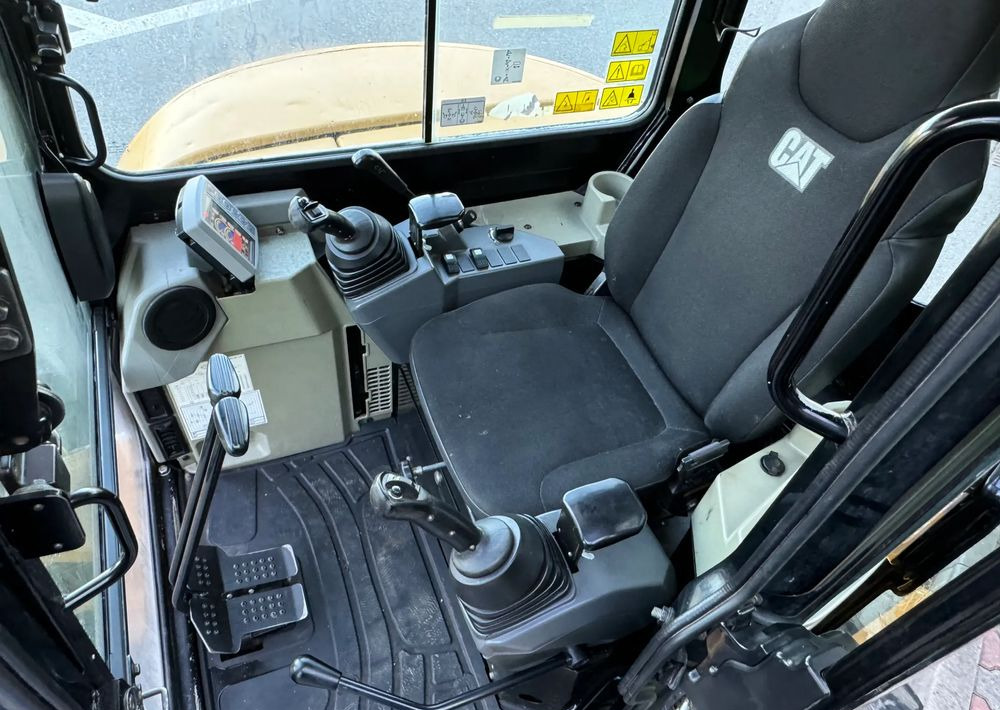 Excavadora de cadenas Caterpillar KOPARKA * CAT 305.5 E CR * Sprowadzona ! * Bardzo Dobry Stan * Minikoparka: foto 11 Excavadora de cadenas Caterpillar KOPARKA * CAT 305.5 E CR * Sprowadzona ! * Bardzo Dobry Stan * Minikoparka: foto 11