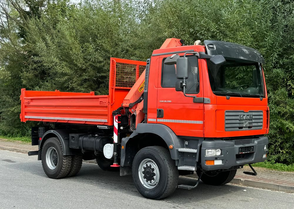 MAN TGM 18-280 MAN 4x4 HDS PALFINGER 105 KIPER WYWROTKA MEILLER BARDZO DOBRY STAN - Camión volquete: foto 2 MAN TGM 18-280 MAN 4x4 HDS PALFINGER 105 KIPER WYWROTKA MEILLER BARDZO DOBRY STAN - Camión volquete: foto 2