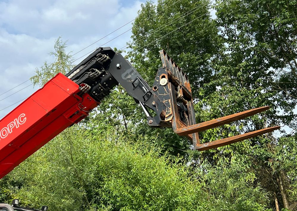 Manitou ŁADOWARKA TELESKOPOWA MANITOU MRT 2150 STAN IDEALNY - Manipulador telescópico: foto 3 Manitou ŁADOWARKA TELESKOPOWA MANITOU MRT 2150 STAN IDEALNY - Manipulador telescópico: foto 3