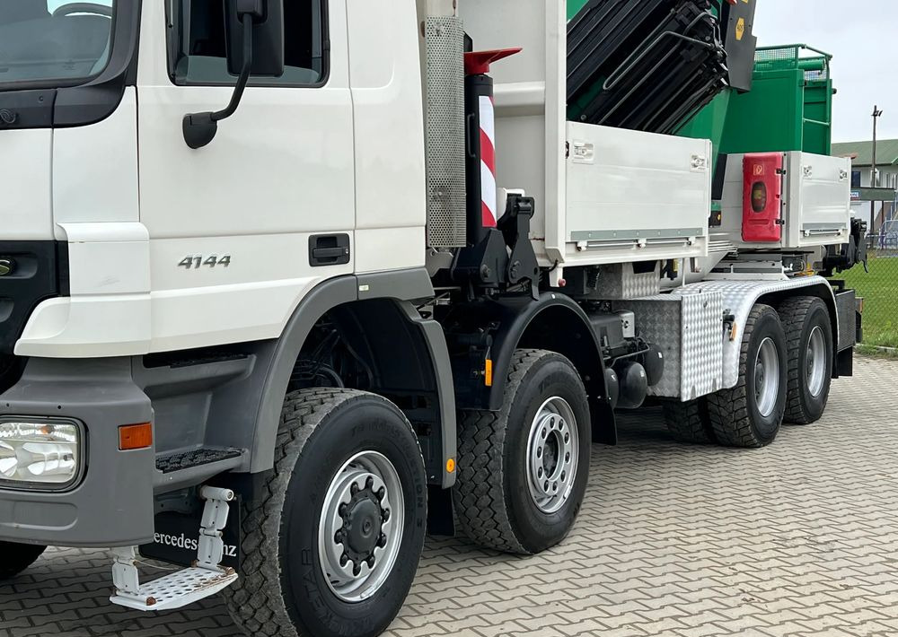 Mercedes-Benz * HDS Palfinger 150002 + FLY JIB PJ 170 * Mercedes Actros 8x6 * Dźwig * 40 TON * Wyciągarka * 35 Metrów * Kosz * - Camión grúa: foto 5 Mercedes-Benz * HDS Palfinger 150002 + FLY JIB PJ 170 * Mercedes Actros 8x6 * Dźwig * 40 TON * Wyciągarka * 35 Metrów * Kosz * - Camión grúa: foto 5