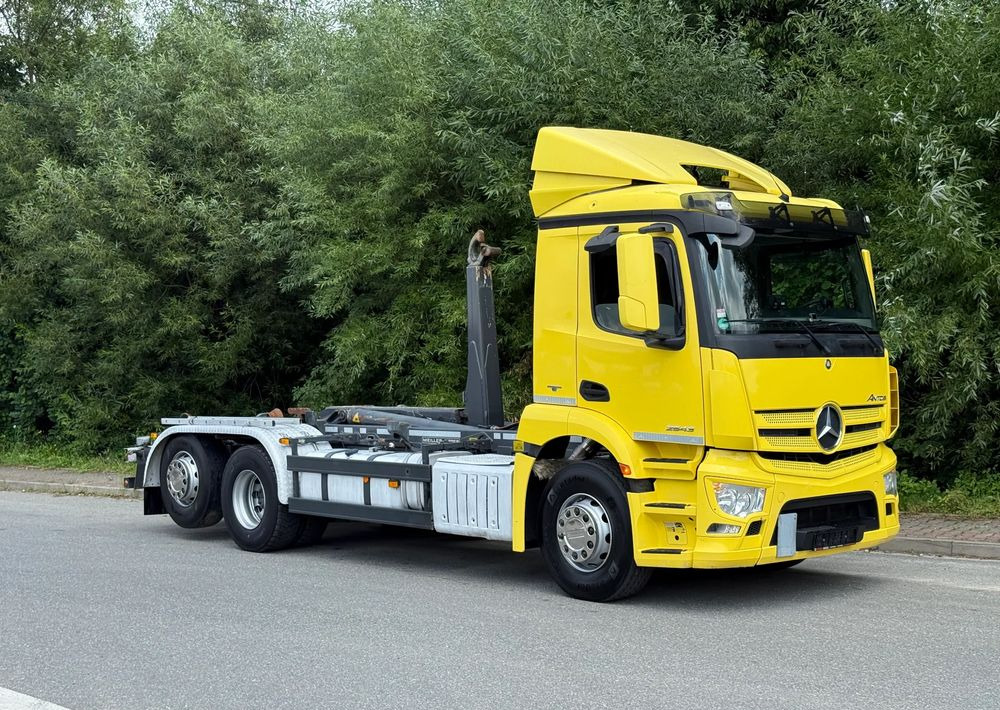 Mercedes-Benz * Hakowiec * Mercedes Antos 2543 * Sprowadzony * Stan Perfekcyjny - Camión multibasculante: foto 2 Mercedes-Benz * Hakowiec * Mercedes Antos 2543 * Sprowadzony * Stan Perfekcyjny - Camión multibasculante: foto 2