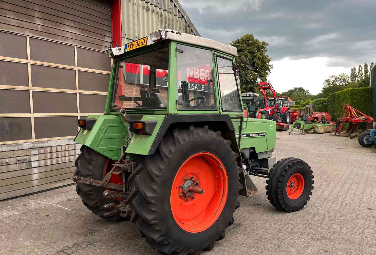 Fendt Farmer 304LS Tractoren - Tractor: foto 4 Fendt Farmer 304LS Tractoren - Tractor: foto 4