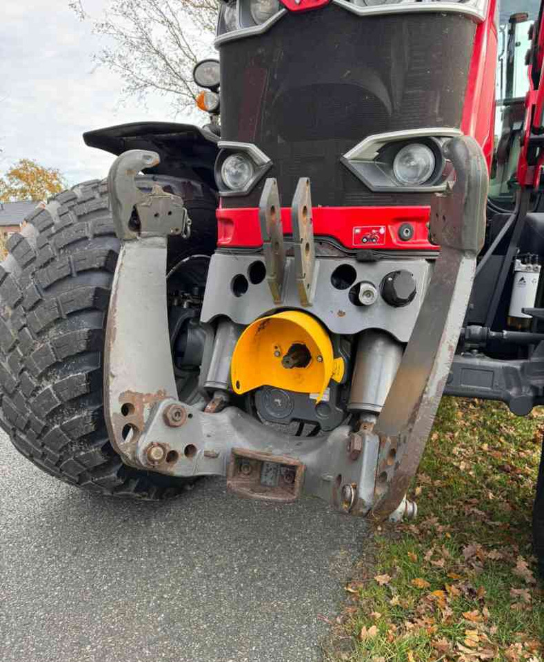 Massey Ferguson 7715S Dyna-6 Efficient Tractoren - Tractor: foto 5 Massey Ferguson 7715S Dyna-6 Efficient Tractoren - Tractor: foto 5