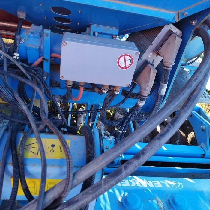 Agregat uprawowo siewny LEMKEN solitair 9 - Combinado de siembra: foto 5 Agregat uprawowo siewny LEMKEN solitair 9 - Combinado de siembra: foto 5