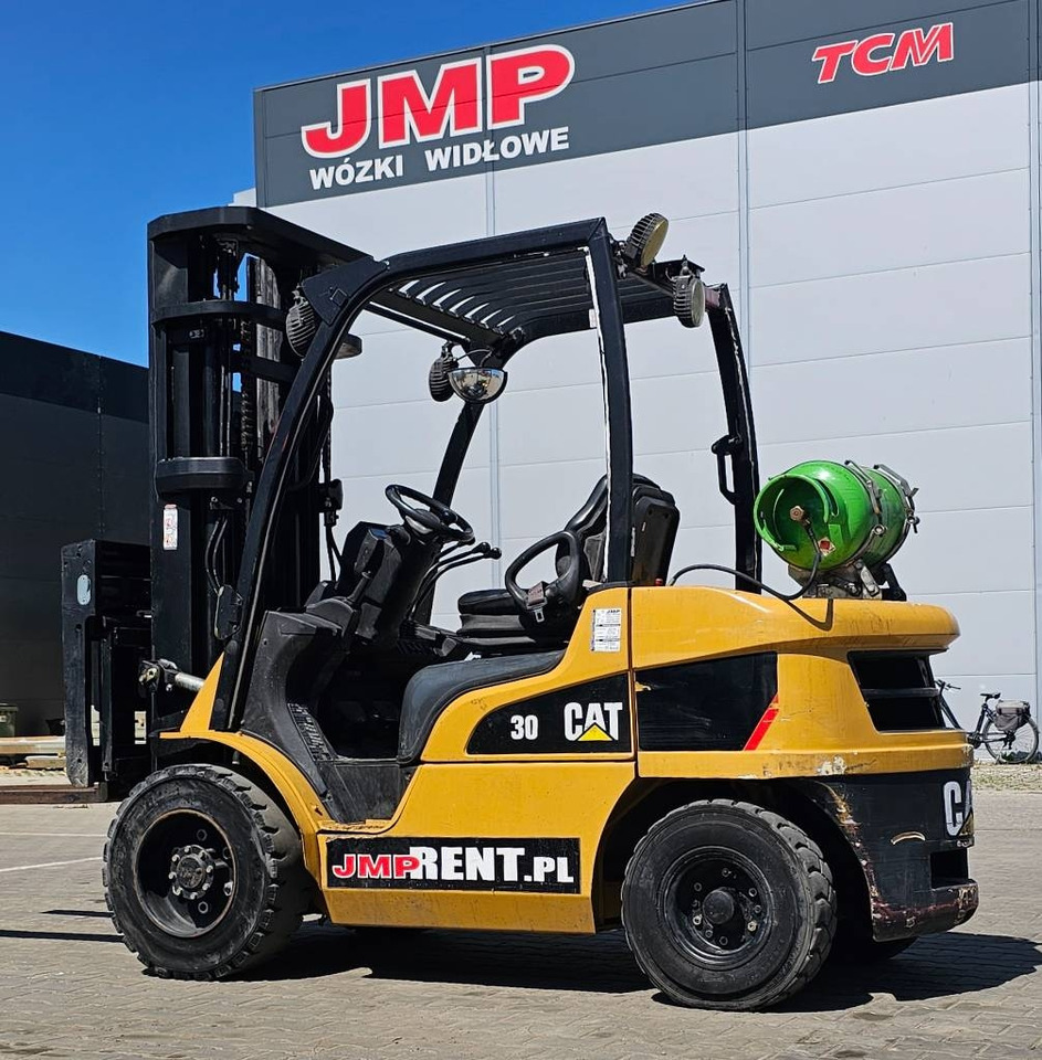 CAT GP 30 N - Carretilla elevadora de gas: foto 4 CAT GP 30 N - Carretilla elevadora de gas: foto 4