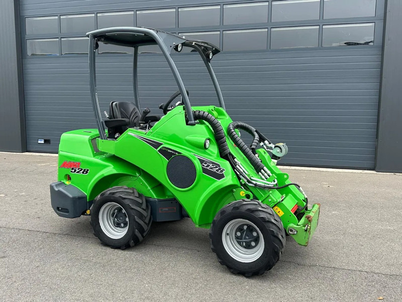 Avant 528 mini-shovel - Minicargadora de cadenas: foto 1 Avant 528 mini-shovel - Minicargadora de cadenas: foto 1