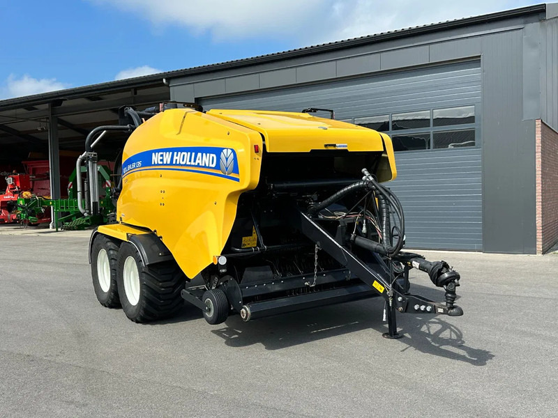 Leasing de New Holland Rollbaler 135 Ultra New Holland Rollbaler 135 Ultra: foto 8