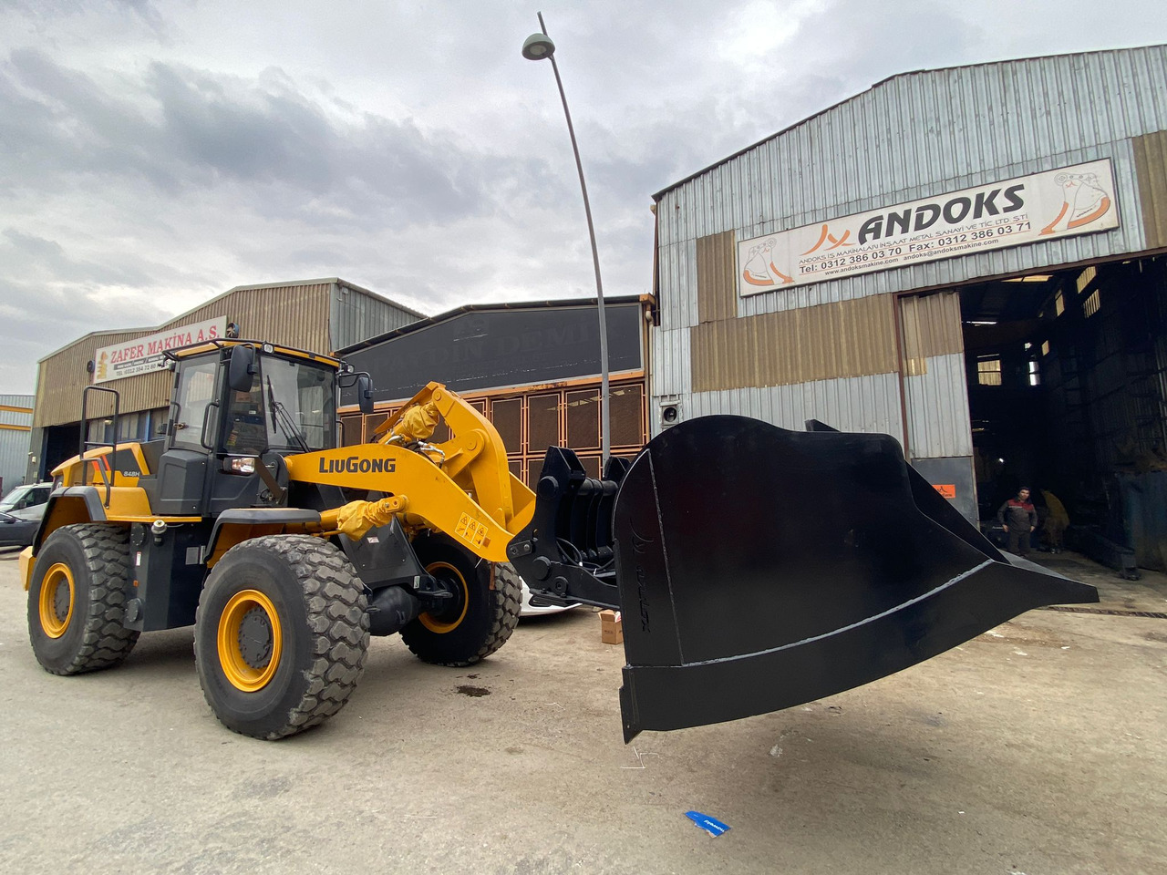 LiuGong - Cazo cargador para Cargadora: foto 2 LiuGong - Cazo cargador para Cargadora: foto 2