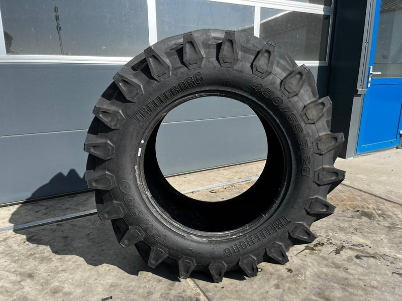 Trelleborg 480/65 R28 new - Neumáticos y llantas para Maquinaria agrícola: foto 5 Trelleborg 480/65 R28 new - Neumáticos y llantas para Maquinaria agrícola: foto 5